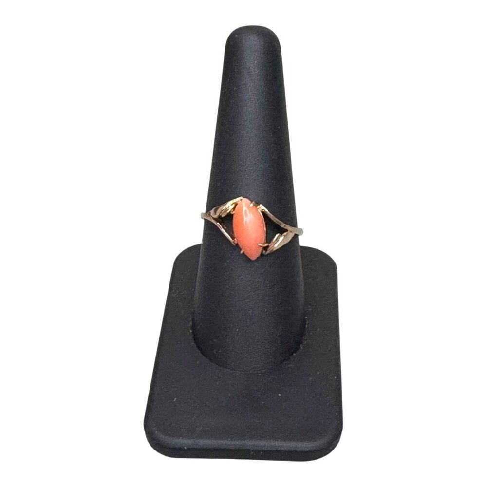 Vintage Coral Gemstone Ring In Elegant 14K Gold Setting Unique Marquise Cut 8.5